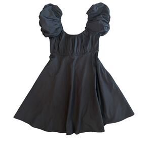 ABERCROMBIE & FITCH RUCHED PUFF SLEEVE DRESS NWOT SIZE XS BLACK